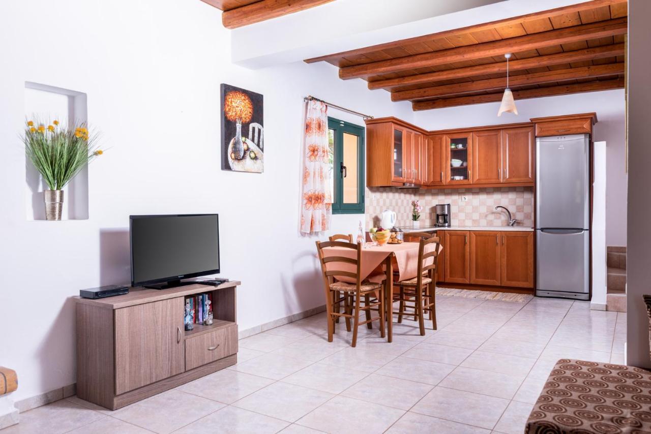 Vrisanos Apartment Pitsidia