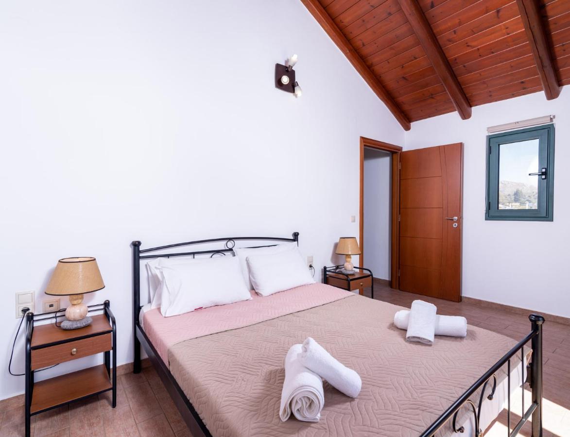 Apartment Vrisanos