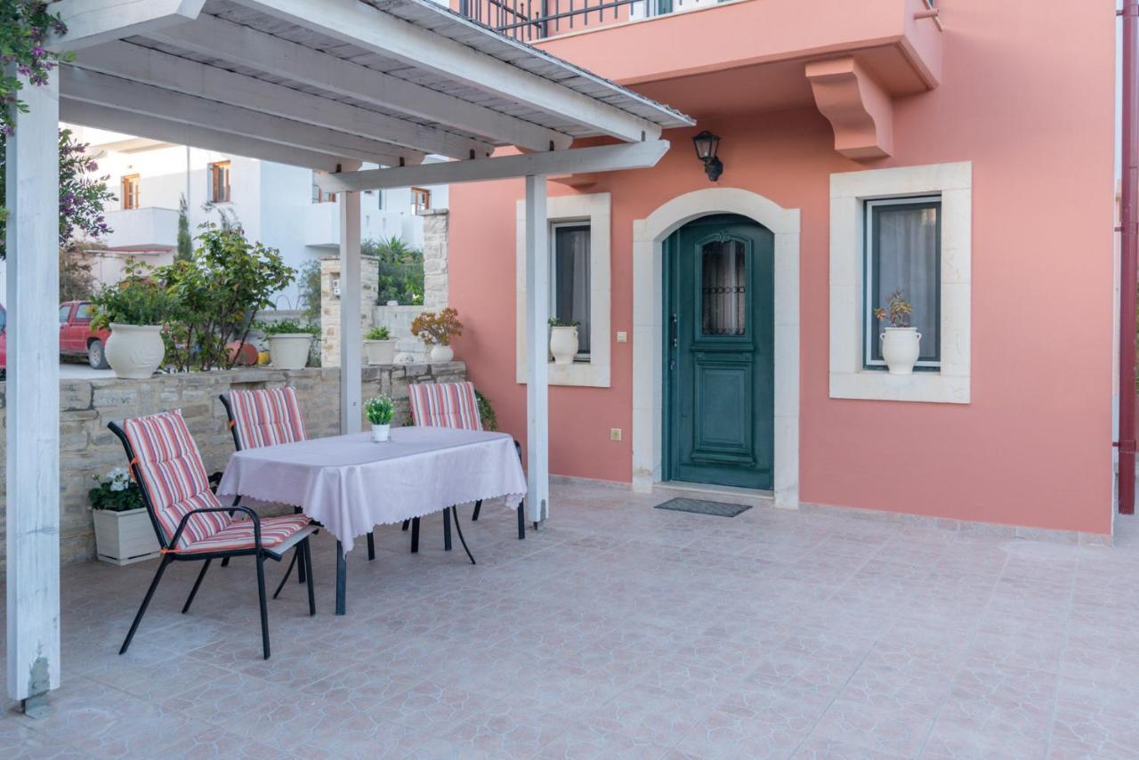 Vrisanos Apartment